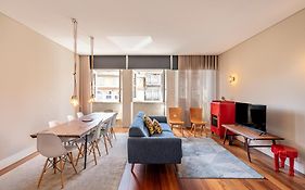 Viva Aliados Spacious & Bright Flat